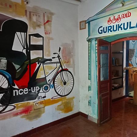 Gurukulam Hostel Pondichéry Extérieur photo