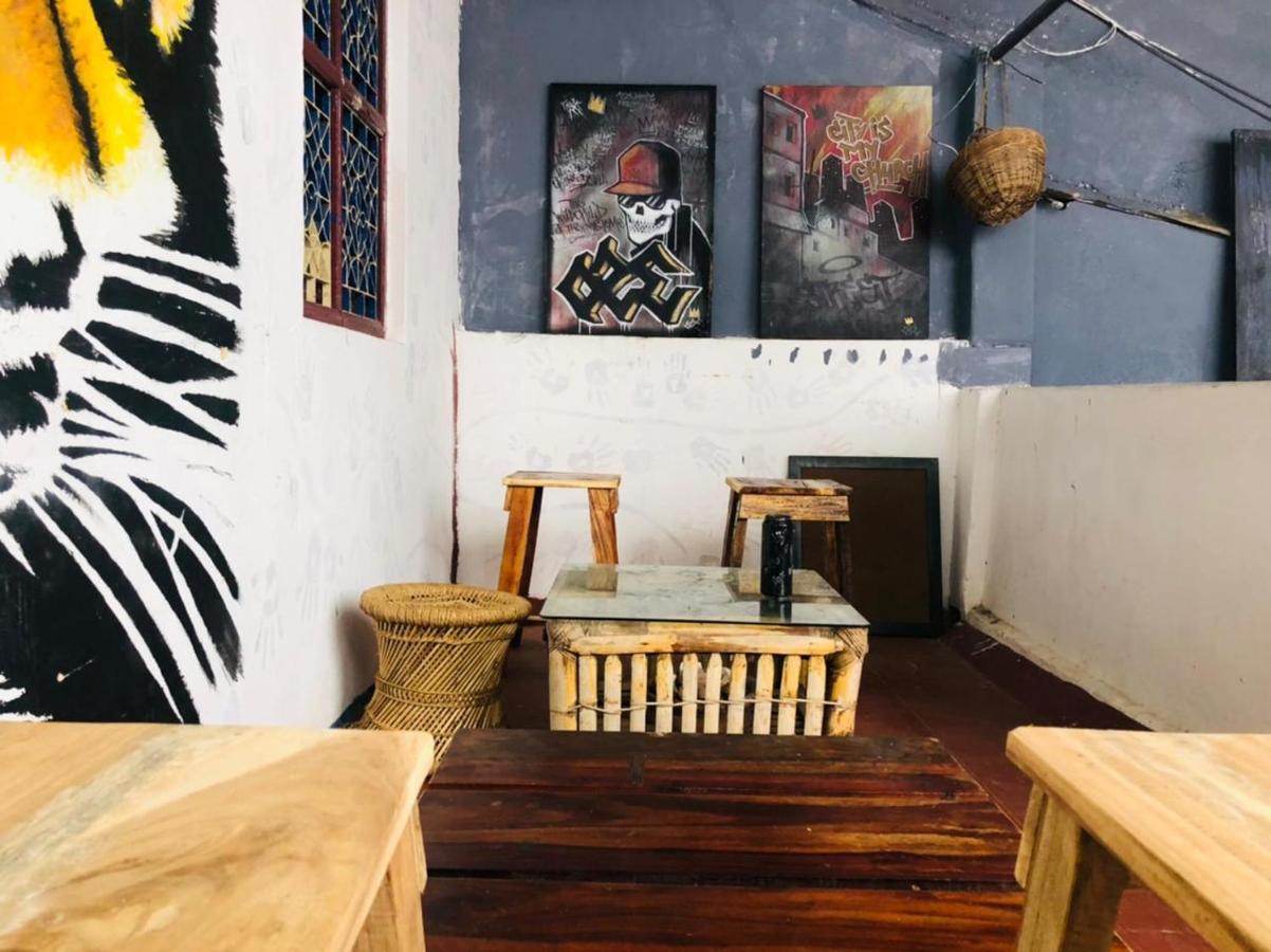 Gurukulam Hostel Pondichéry Extérieur photo