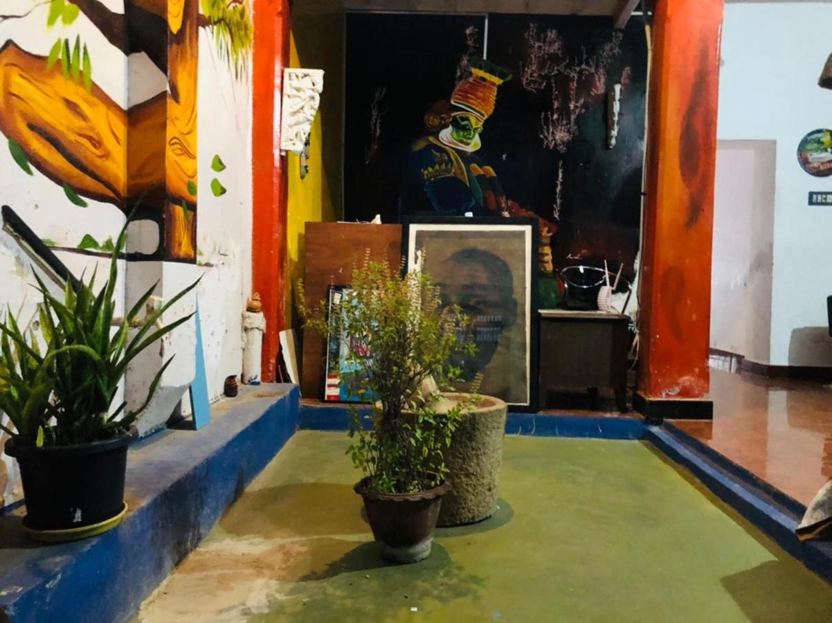 Gurukulam Hostel Pondichéry Extérieur photo