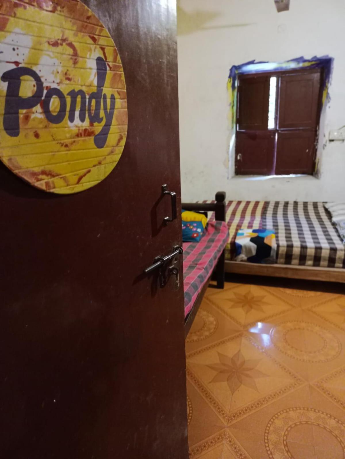 Gurukulam Hostel Pondichéry Extérieur photo